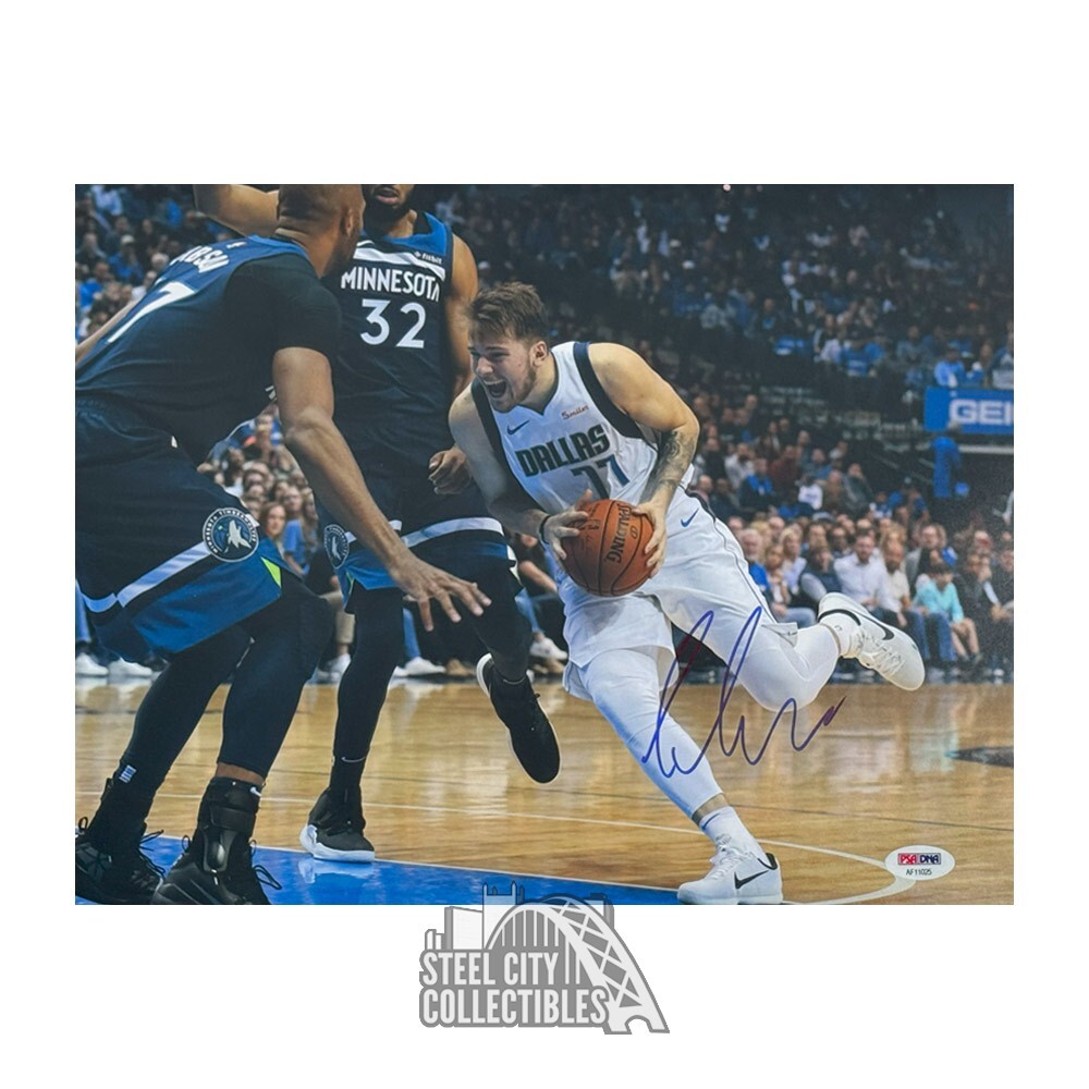Luka Doncic Autographed Signed Dallas 11x14 Basketball Photo - PSA/DNA (Blue Ink) 