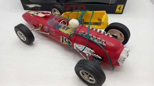 ANTQ8382 Ferrari giocattolo vintage filoguidato - Foto 2 di 4