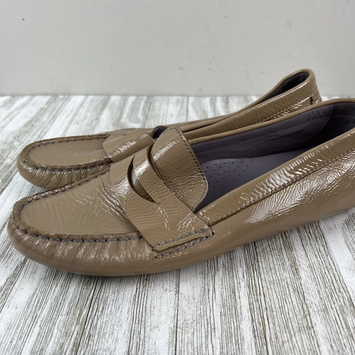 Cole haan patent leather loafers deals