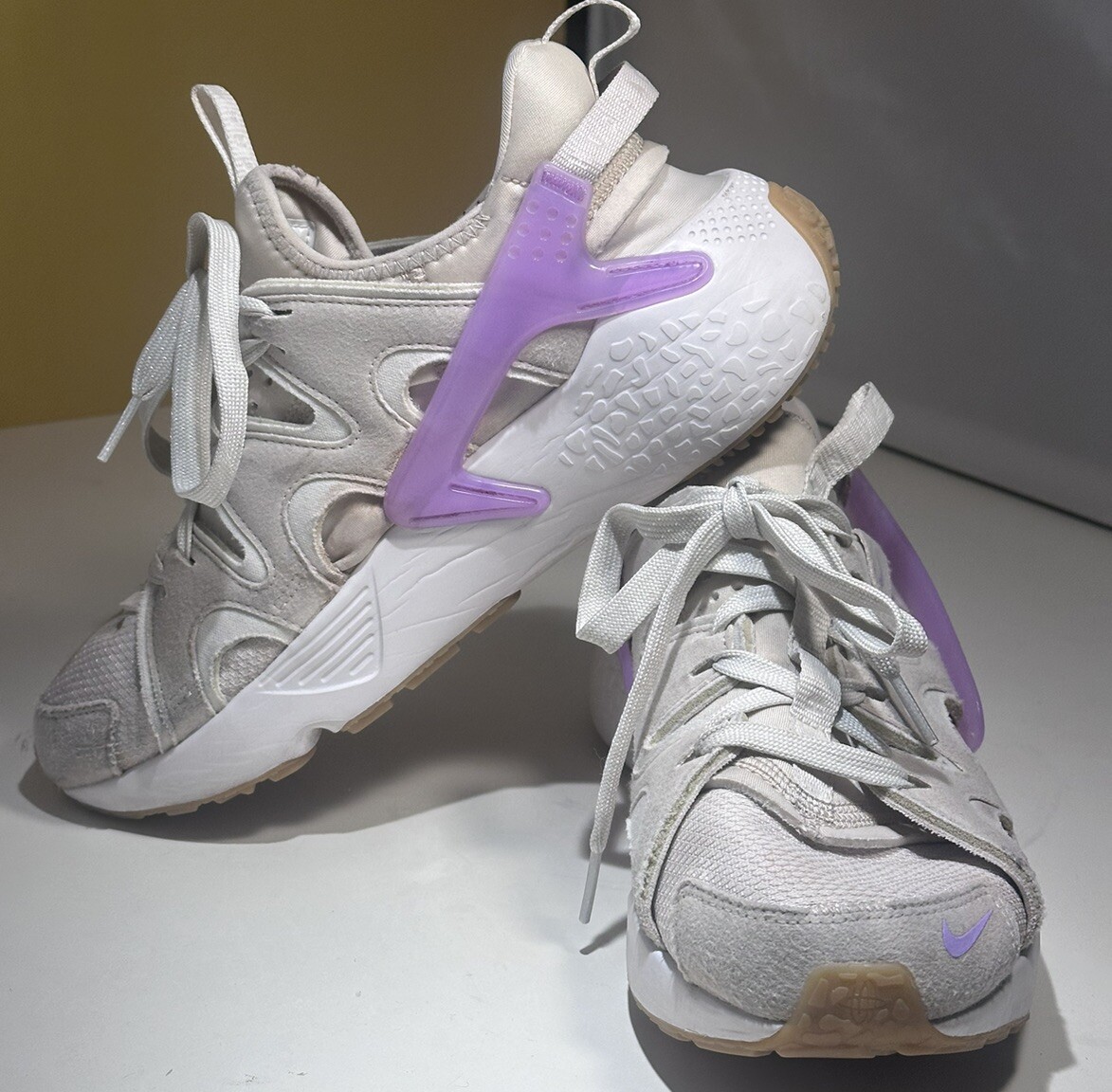 nike huarache light purple