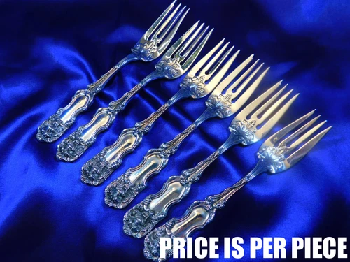 WALLACE LION STERLING SILVER SALAD FORK - EXCELLENT CONDITION