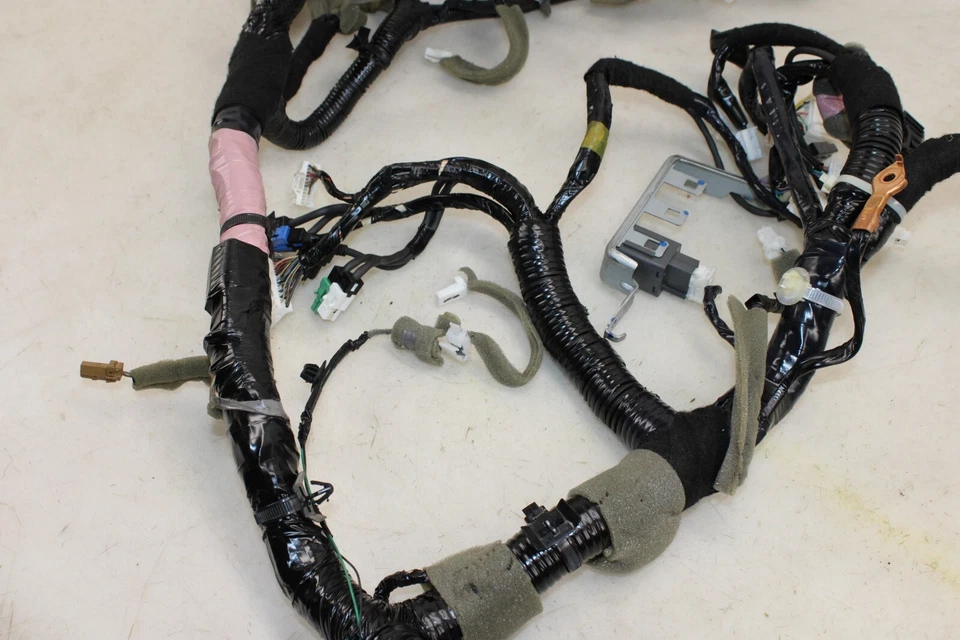 2016-2018 Infiniti Q50 Dashboard Wire Harness 240106HE6C OEM JL90 - Image 4 of 4