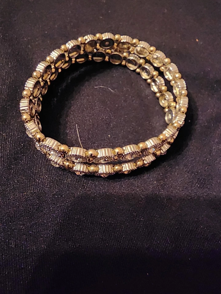 Dos pulseras elásticas de plata y cristal Chicos Foto 2 de 3