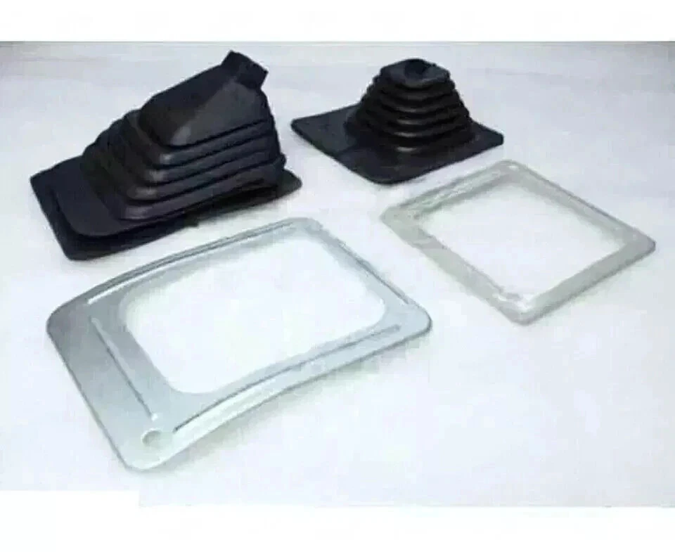 Suzuki Samurai Sj413 Gear Transmission Shifter Rubber Boot Set & Plates-Genuine — 第 2/3 张图片