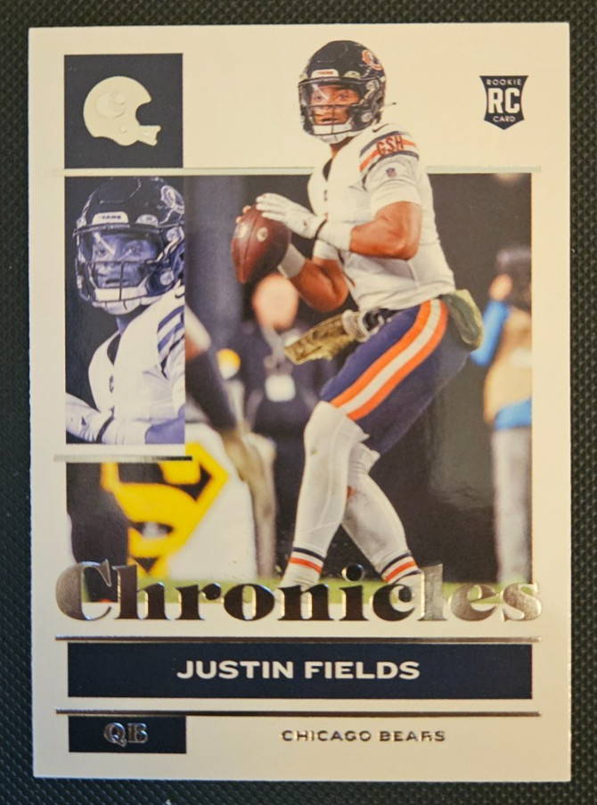2021 Panini Chronicles #19 Justin Fields RC!