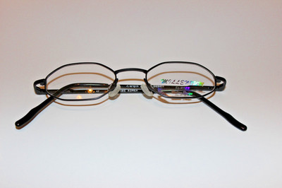New Optic World 2019 Eyeglass Frames 42-17 C7 Black Clear Glass for Rx