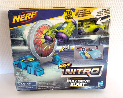 Hasbro Nerf Nitro Bullseye Blast Stunt Set w/Foam Car 2017
