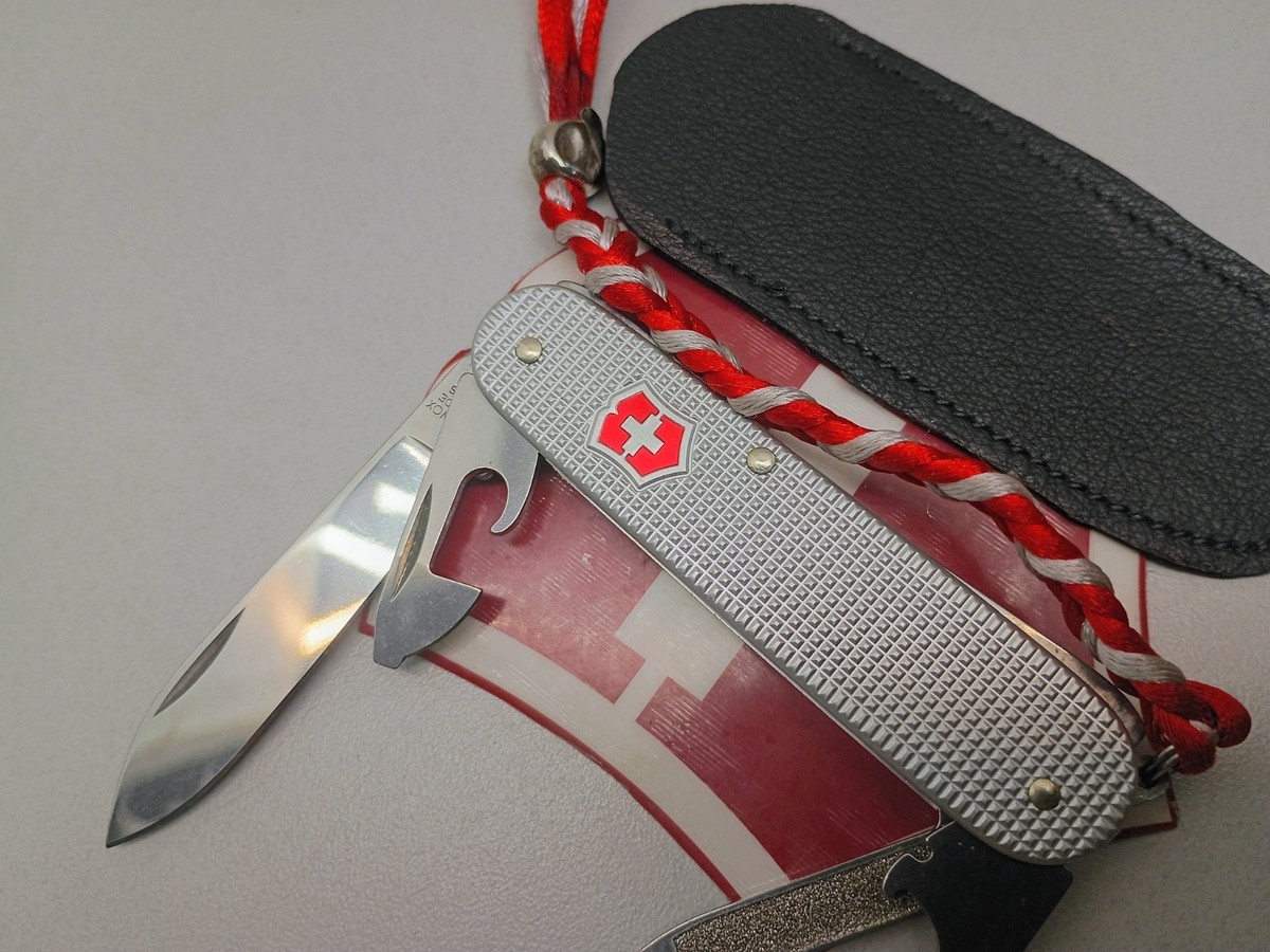 Victorinox Cadet Alox Swiss Army Knife 84mm Silver - With Sheath