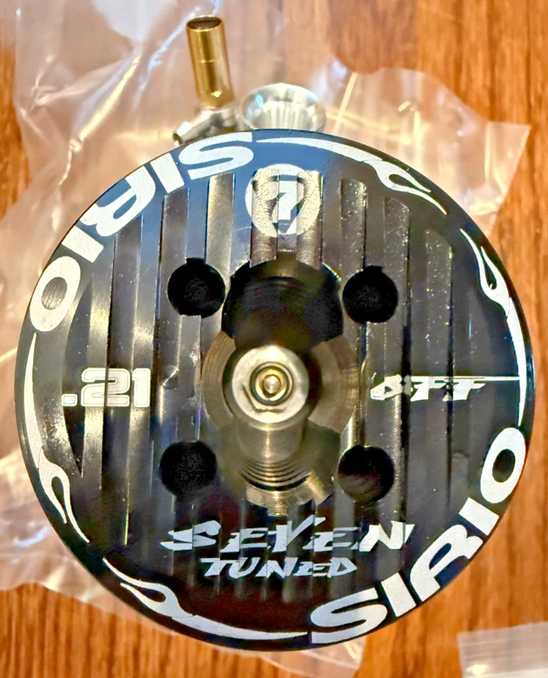 Sirio Seven 7 Port Tuned Offroad .21 Balanced/Red Putty Crank (Novarossi) Buggy - Image 3 of 4