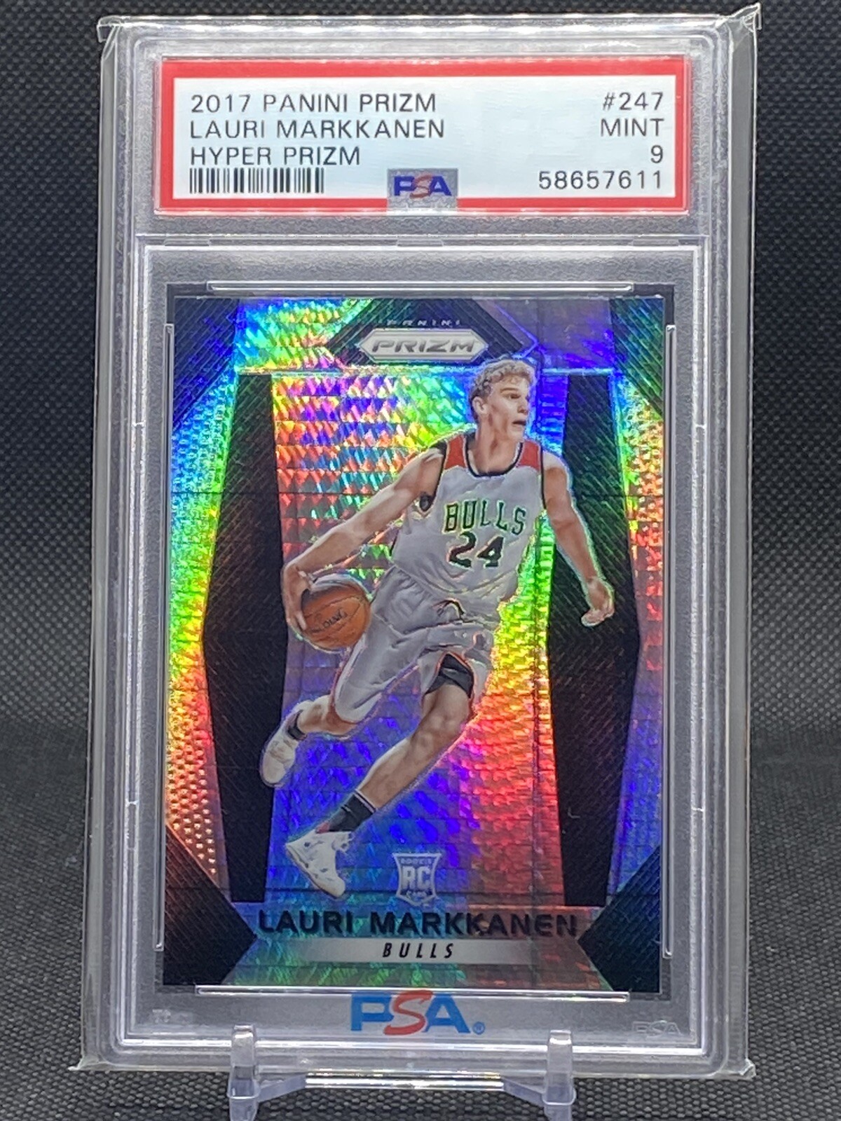 2017-18 Panini Prizm Hyper Rookie Lauri Markkanen PSA 9 Card No #247 - Mint!!