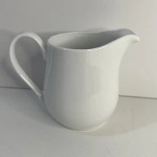 Pampered Chef White Ceramic Creamer #3111