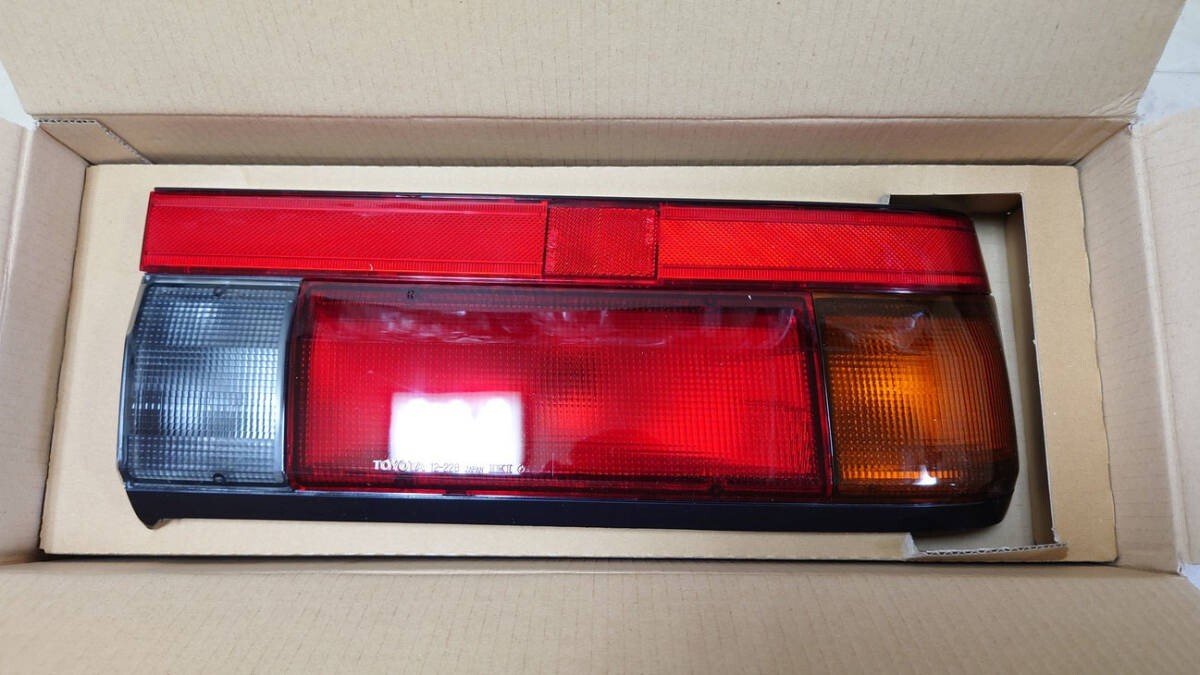 Genuine OEM Toyota AE86 Trueno 3 door tail lamp light left and