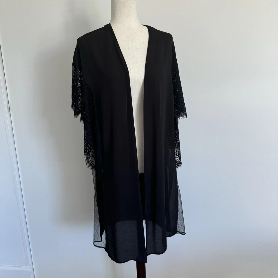 OYSHO Kimono/Bata Negro Marca Europea Talla S Se Ajusta a S/M Foto 3 de 4