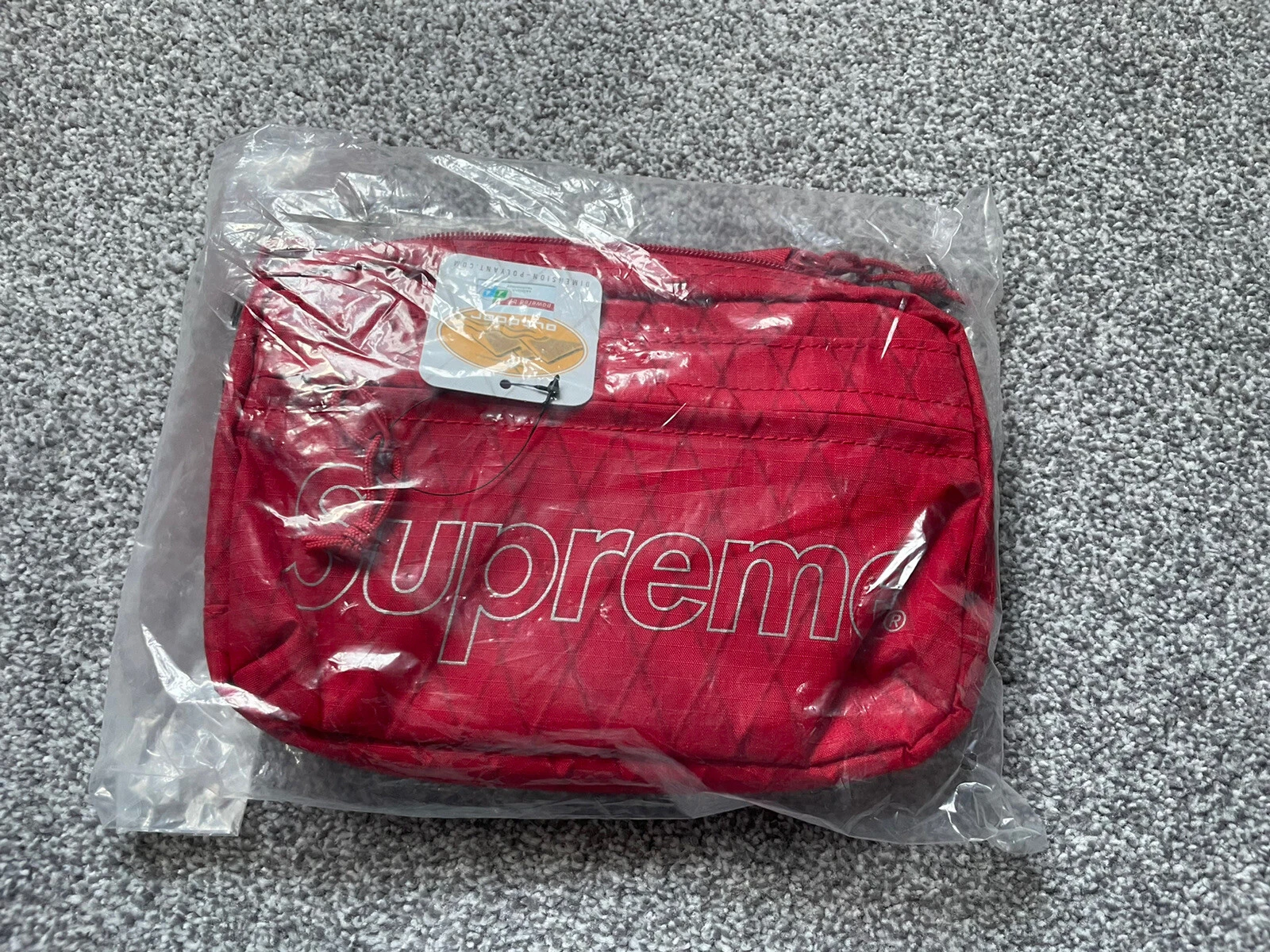 Sac bandoulière SUPREME rouge 2018 100 % authentique FW18 flambant neuf
