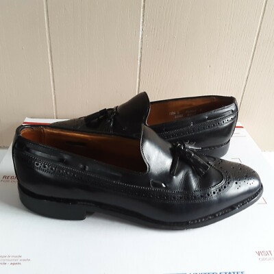 Allen Edmonds Manchester Black Wingtip Tassel Loafers Mens  display picture 2