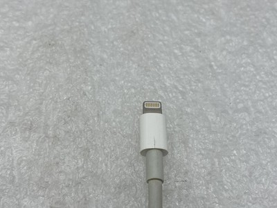 Apple Lightning to HDMI Digital AV Adapter Model A1438 Genuine