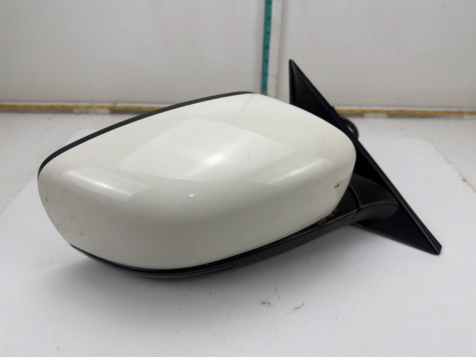 Maserati Ghibli 2014-2017 Front Right Side mirror P/N 670048053