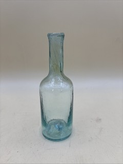 Antica bottiglia acqua con marchio Pontil