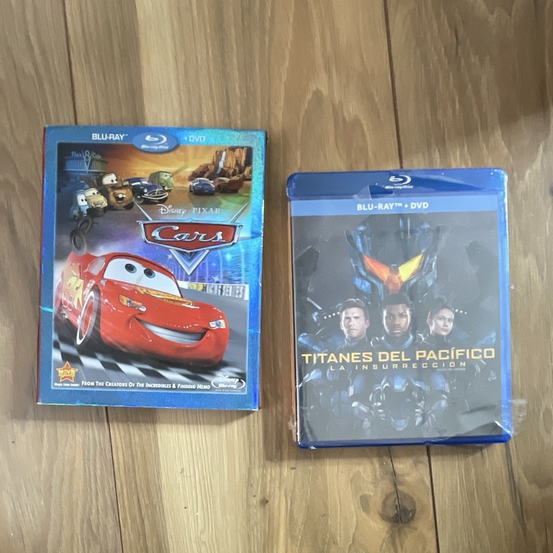 Disney Pixar Cars Blu-ray + DVD Movie w/ Slipcover Case, Family Adventure Film
