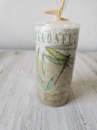 Pier 1 dragonfly candle new spring decor - Foto 1 di 7