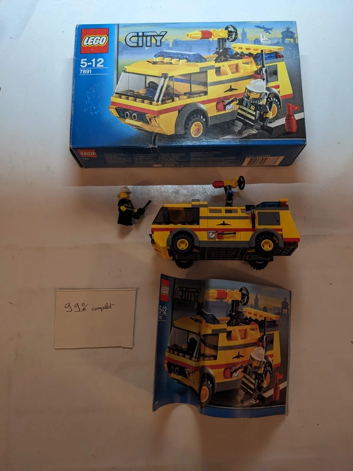LEGO City 7891 Airport Firetruck, photo 1 sur 2