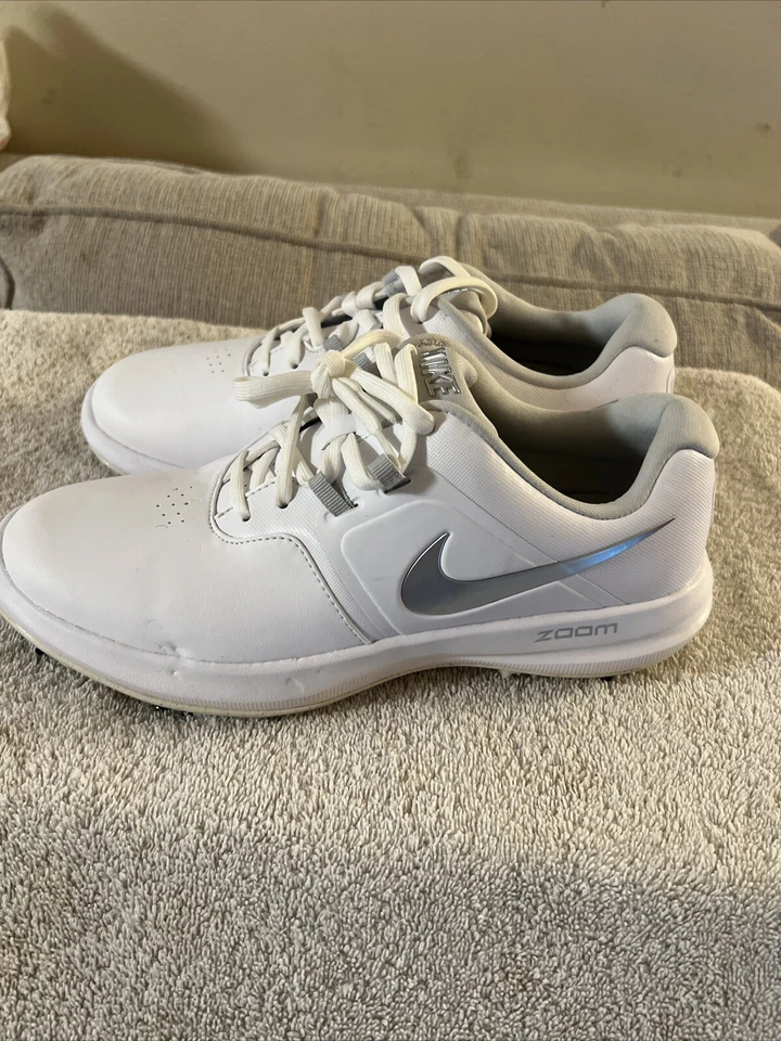 Botines de golf Nike Air Zoom Victory para mujer talla 8 (AR5608-100) blancos/plateados Foto 3 de 4
