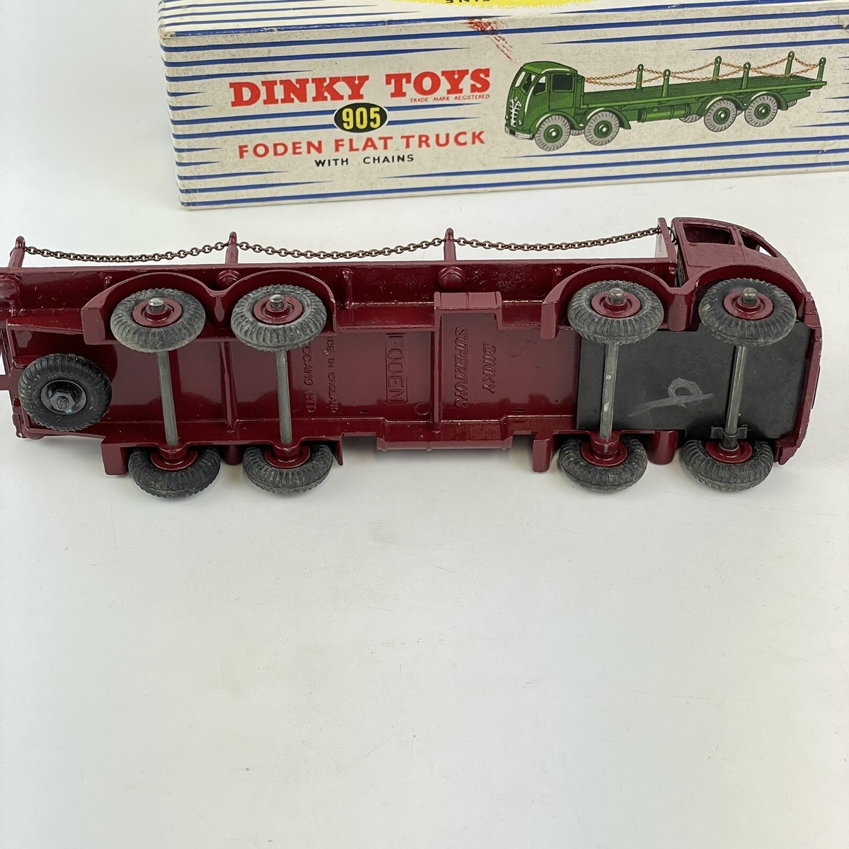 Vintage Boxed Dinky Toys Foden Flat Truck With Chains Red No. 905