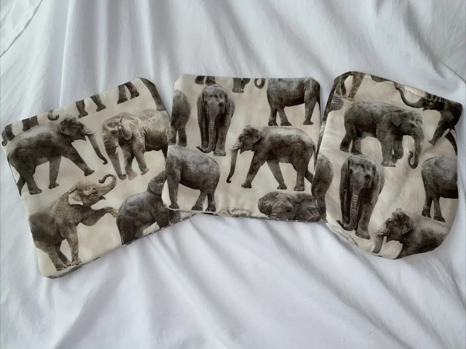 2 soportes para olla caliente cosidos a mano y 1 guante para horno gris blanco lunares elefantes Foto 2 de 2