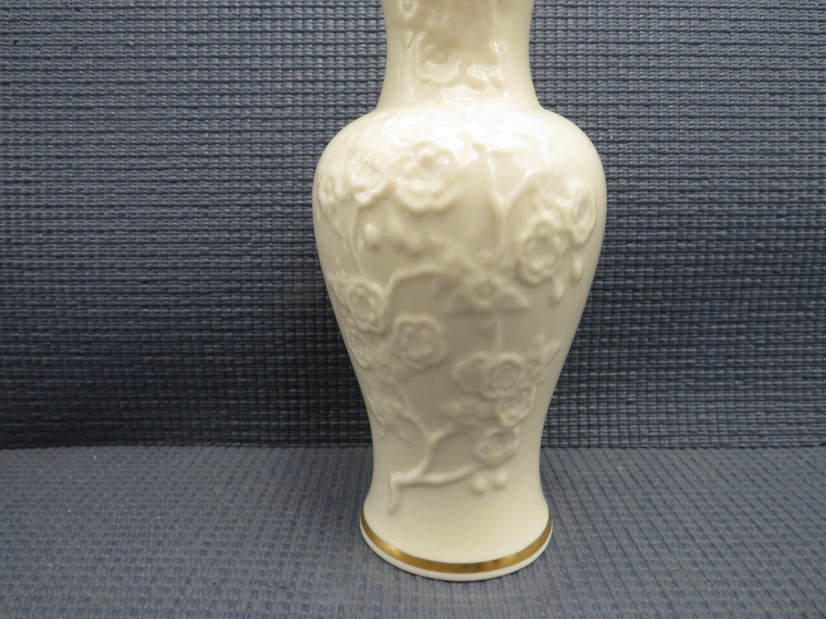 Lenox China Ming Blossom 6 1/2