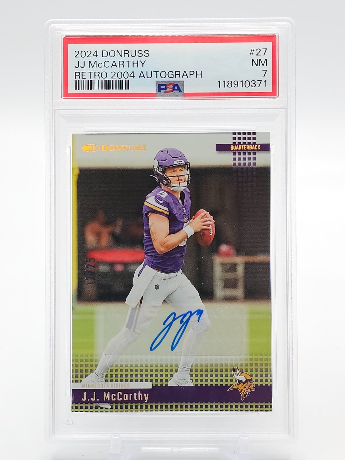 JJ MCCARTHY 2024 DONRUSS RETRO 2004 AUTO FOOTBALL /25 #27 VIKINGS PSA 7 Q5997