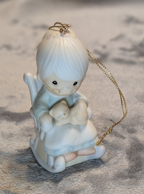 Rare 1983 Jonathan & David Precious Moments ''Purr-fect'' Ornament #E-0516