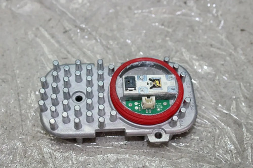 BMW E92 E93 X3 X5 F25 E70 X6 F06 F12 Xenon Scheinwerfer Steuergerät 1305715048