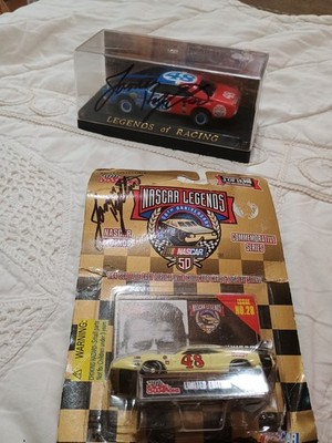 1:43rd Scale Legends Of Racing James Hylton Diecast Car Plus 1:64 Dodge Autograp