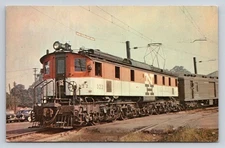 Vintage New Haven 322 Electric Train Danbury, CT Photochrome Postcard