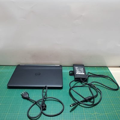 Dell Latitude E7270 12,5'' i5-6300U 8GB 256GB SSD Win10 Pro Backlit UK_2,3_6