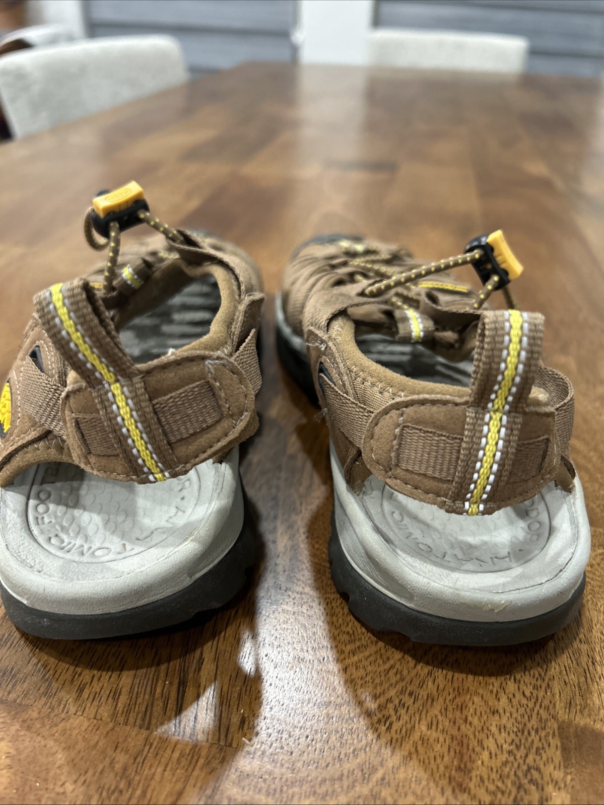 KEEN SANDALO DONNA WHISPER RESISTENTE IMPERMEABILE CAFFÈ GIALLO 1003713 TAGLIA 6 5