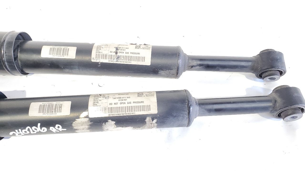 2018 Maserati Levante OEM Pair Rear Active Shocks Assembly