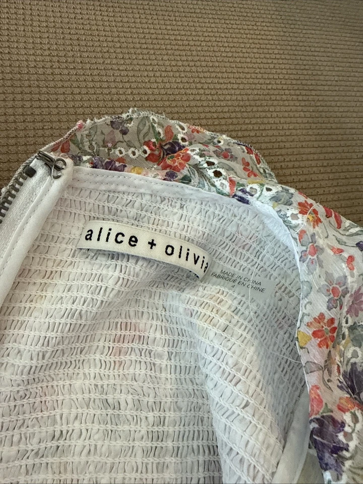 Женское платье Alice and Olivia размер 4 с цветочным узором короткий рукав - Изображение 2 из 2