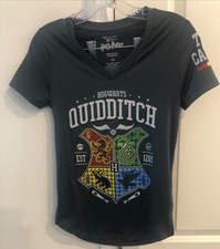 VERY COOL GRAY HARRY POTTER SHIRT WIZARDING WORLD SIZE XS HOGWARTS QUIDDITCH