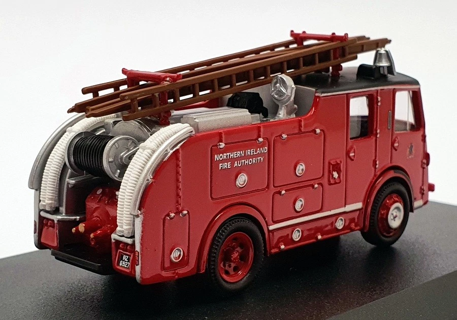 Oxford Diecast 1/76 Scale 76F8002 - Dennis F8 Fire Engine - Northern Ireland FB - Image 2 of 4