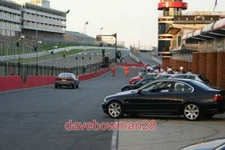 PHOTO  BRAND'S HATCH PIT LANE EVENING PRACTICE ON A FINE AUGUST EVENING. BRAND'S