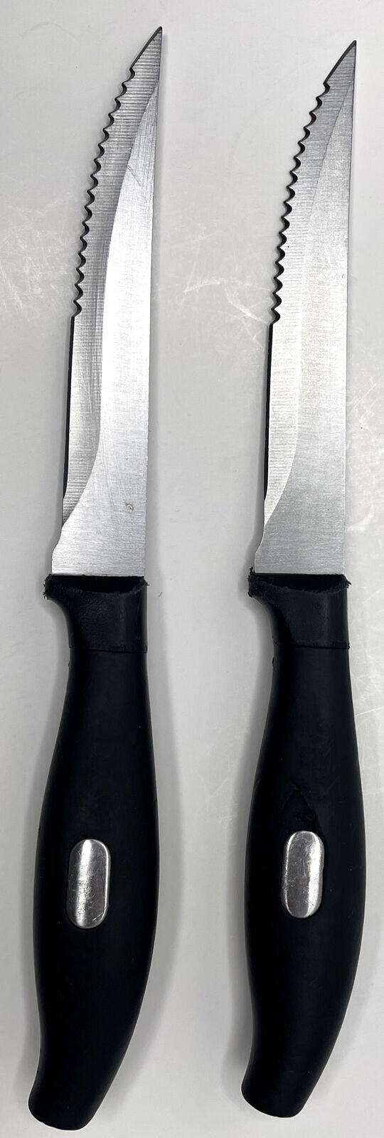 2 Farberware Serrated Steak Knives 4" Blade Stainless Steel Black