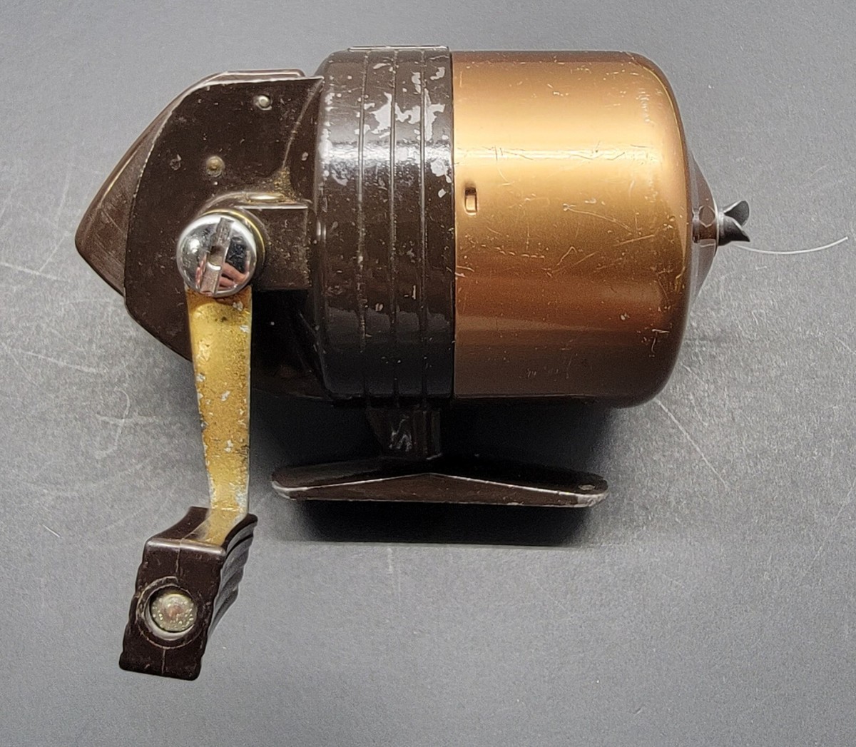 Vintage Heddon Scandia Mark IV Model 90 SpinCast SWEDEN Reel Vintage Heddon Scandia Mark IV Model 90 SpinCast SWEDEN Reel