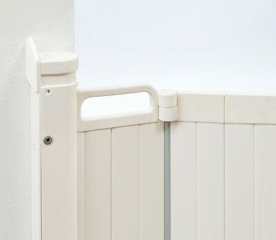 BabyDan Guard Me Auto Faltbar Kompakt 55-89cm Faltbar Sicherheit Treppengitter Weiß