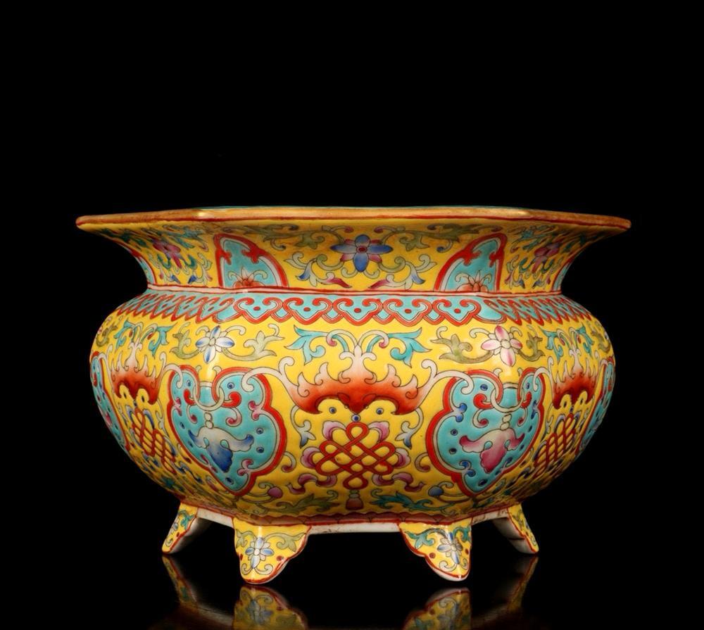 Yongzheng Signed Old Chinese Colour Enamel Incense Burner W/Ruyi