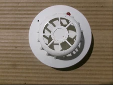 NEW Thorn 920097 / IHN-135 550 Series Analog Addressable Heat Detector Head