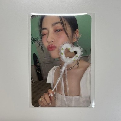 ITZY Ryujin Cheshire Special Edition Photocard
