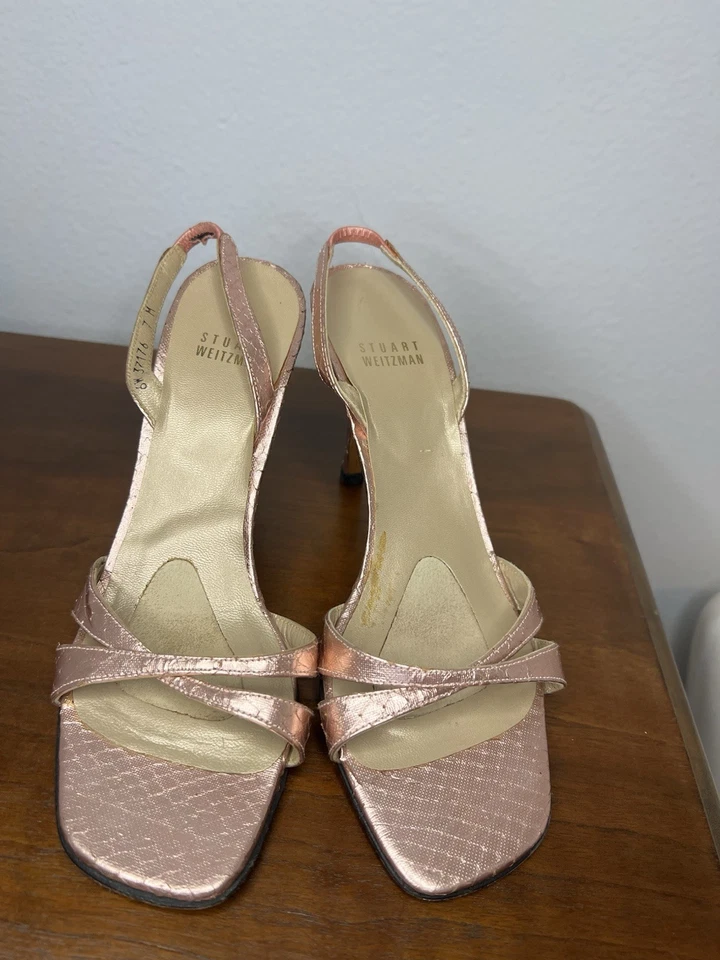 Stuart Weizman imitación serpiente textura rosa Y2K gatito tacones talla Foto 3 de 4