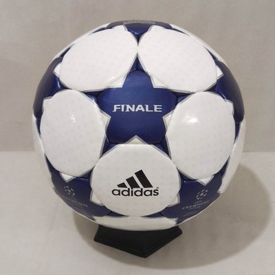 Adidas Finale 3 - official match ball - Champions League 2003/2004 - Size 5
