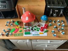 vintage smurfs figures & house playset bundle